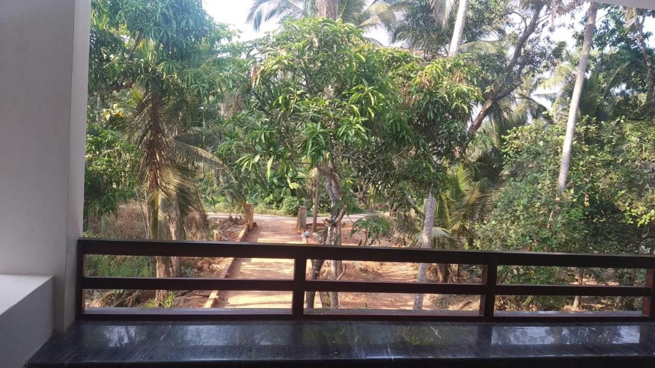 Shruthi'S Aarohi-Nature'S Retreat Mulappilangad ภายนอก รูปภาพ
