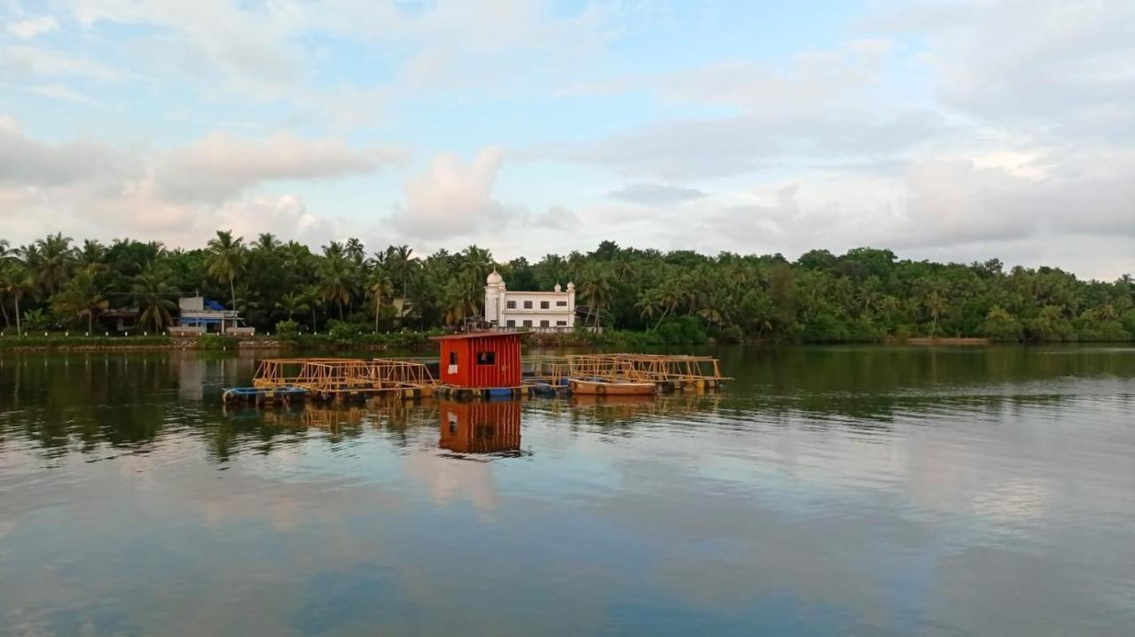 Shruthi'S Aarohi-Nature'S Retreat Mulappilangad ภายนอก รูปภาพ